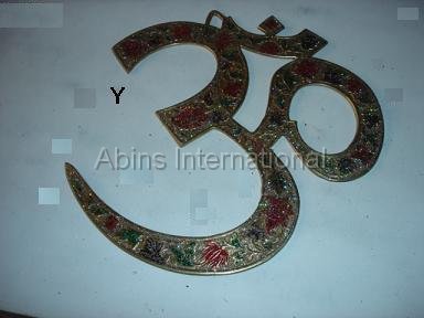 Hanging OM-4.jpg